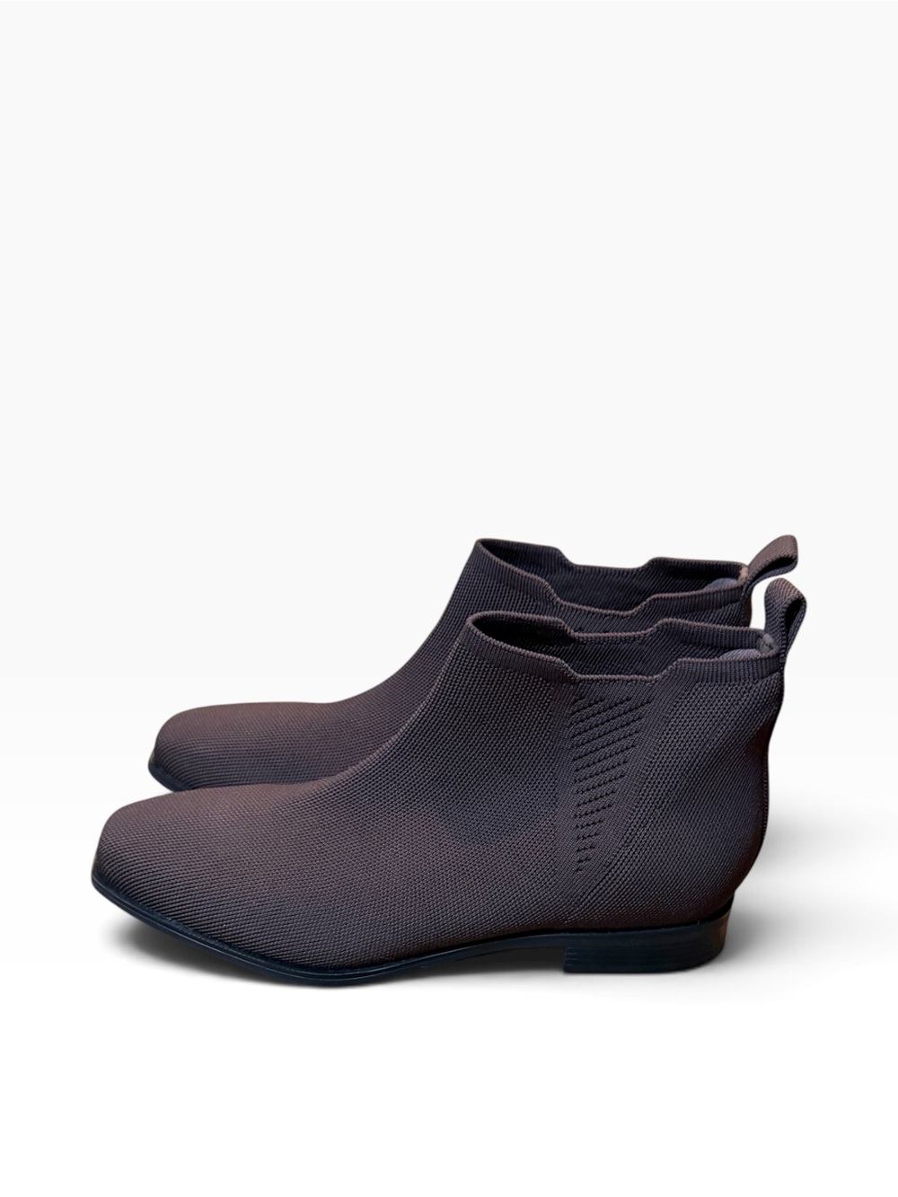 Vivaia Ryan Slip On Chelsea Ankle Boots Dark Brown Women’s Size 41.5 Stretch